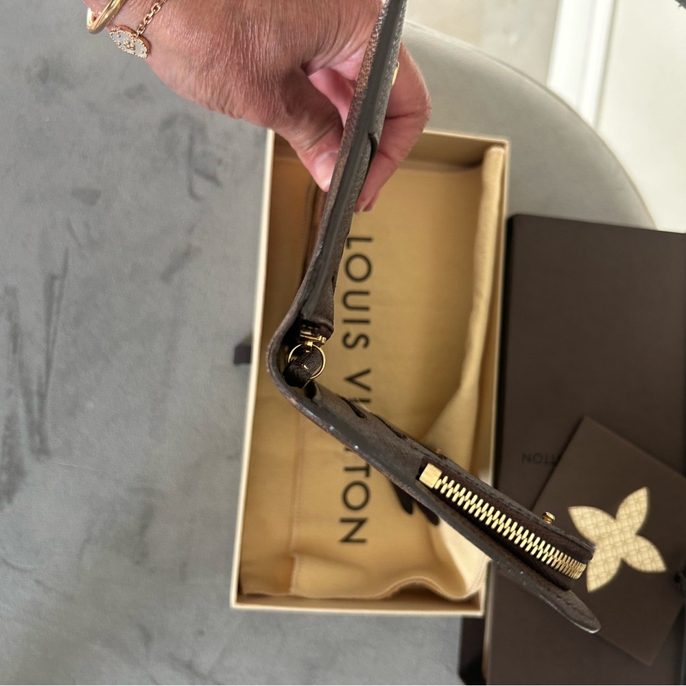Louis Vuitton Insolite Damier Wallet - Picture 13 of 14
